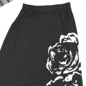 Long Black Skirt With Beautiful White Rose